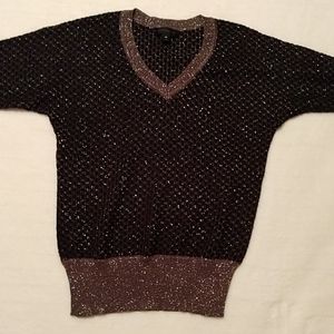 EUC v neck sparkly black and silver sweater